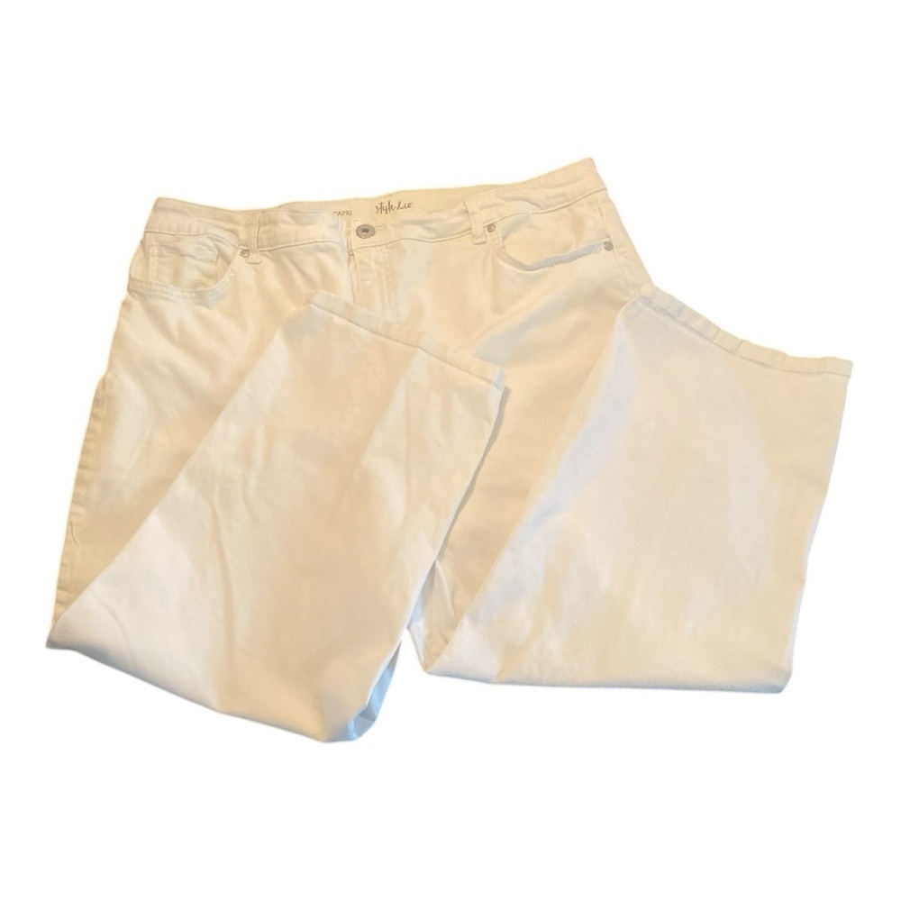 Women's Style &‎ Co White Classic Fit Capri
Jeans Size 18 - Picture 3 of 5